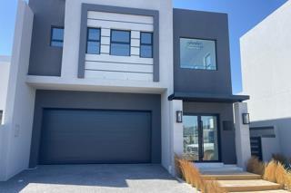 3 Bedroom Property for Sale in Sandown Western Cape